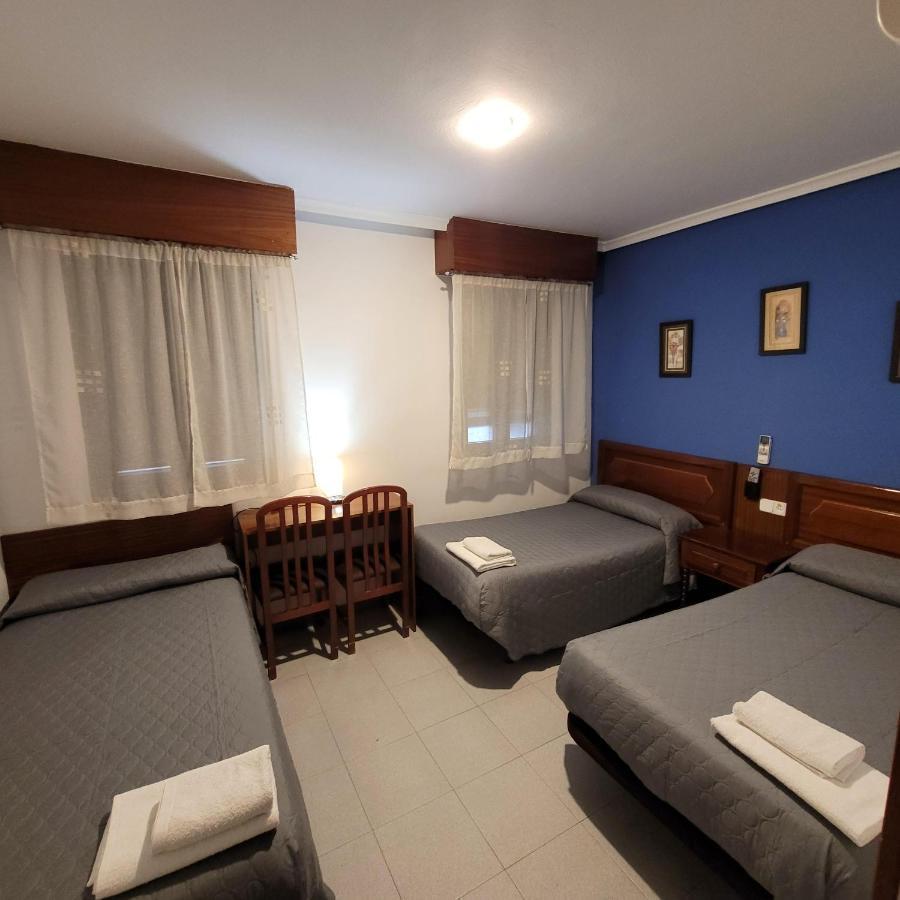 Hostal Pan America Madrid Esterno foto